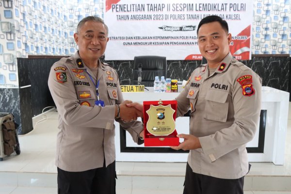 How to Make Friends as a Grown-Up