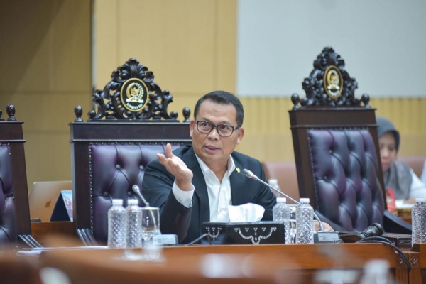 How To Take Better Concert Pictures in 30 Seconds