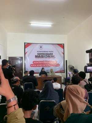 How to Make Friends as a Grown-Up